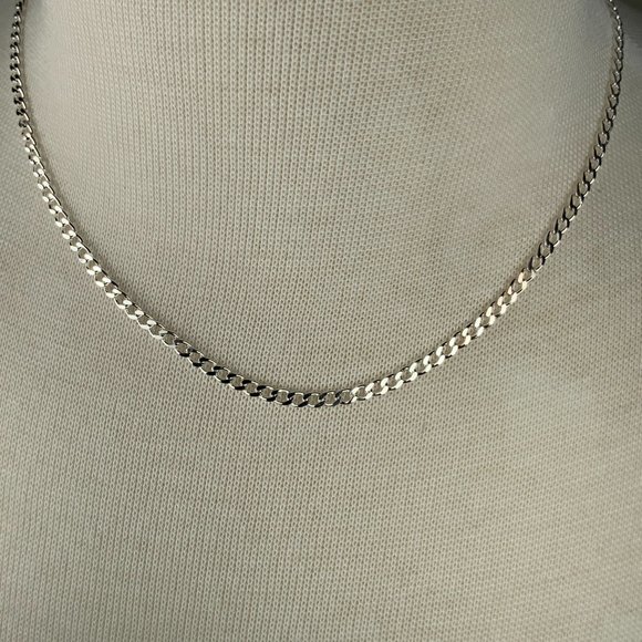 NEW 7.5 grams 18" Italian Curb Chain Necklace in Sterling Silver - Picture 1 of 5